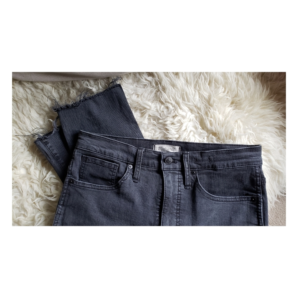 Madewell Stovepipe Jeans in Banberry Wash Raw-Hem Edition 28